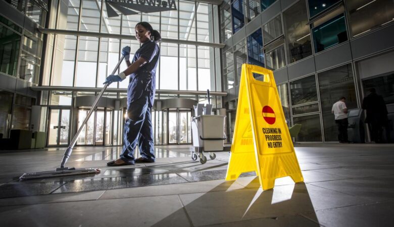 Why Use the Best Cleaning Management Software in Bahrain?